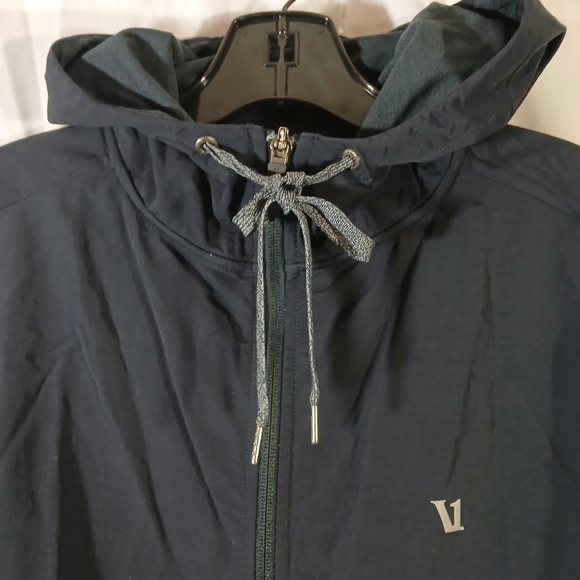 Vuori Mens Medium Sunday Element Jacket Sage View On Sleeve - Picture 6 of 13